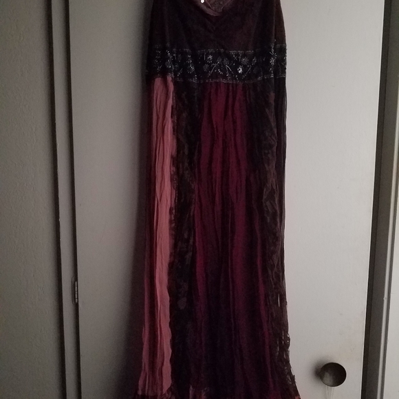 "TIMING" SIZE M DRESS - Picture 2 of 6